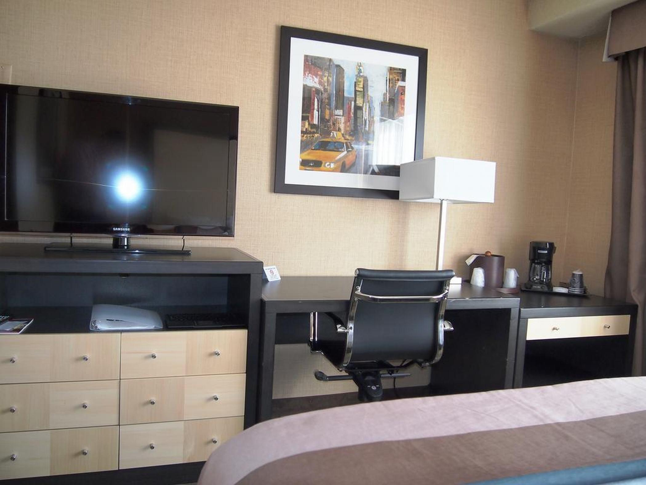 The Watson Hotel New York Bagian luar foto